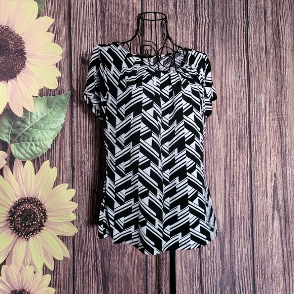 Worthington Short Sleeve Blouse - Picture 1 of 5